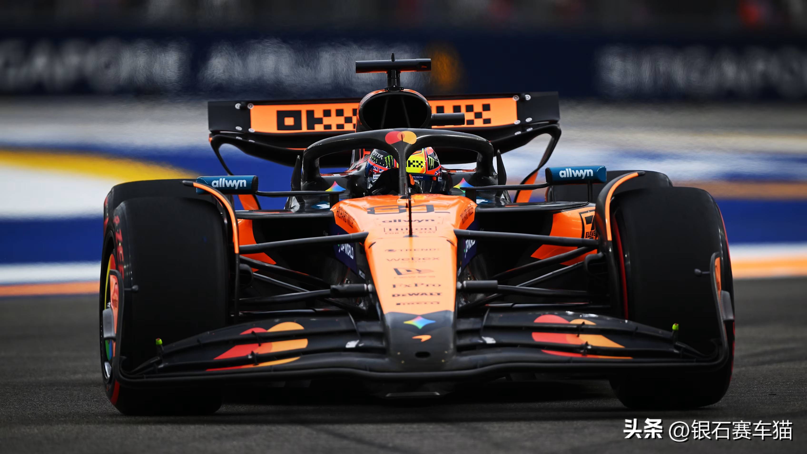开云体育APP下载-索伯车队轻取迈凯伦，拉塞尔点燃赛场